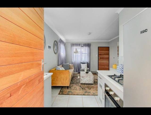 3 BEDROOM HOUSE FOR SALE IN PROTEA GLEN EXT